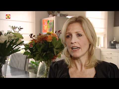 Vrouw uit Terheijden redt kinderen uit brandende auto