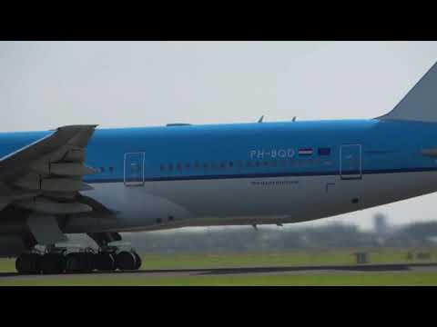 KLM B777-200 Takeoff Schiphol