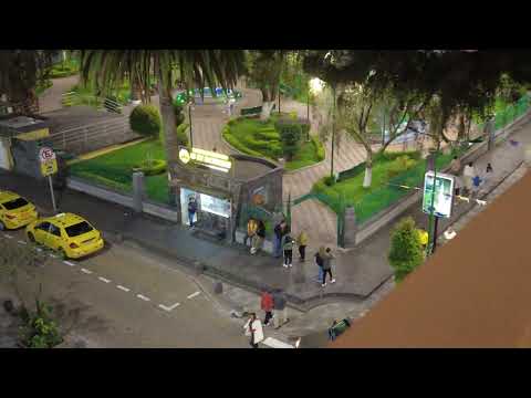 Vistas de Banos de Agua Santa (4K) - Tungurahua, Ecuador