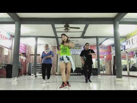 CARINO MIO-chyno miranda-mau y ricky /ZUMBA MEGAMIX 73 /ayu winda choreograpy