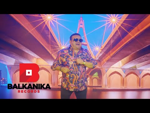 Adrian Minune - Tie Nu-ti Pasa Ce Spune Lumea | Videoclip Oficial