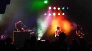 &quot;Dominos&quot;- The Big Pink + LYRICS