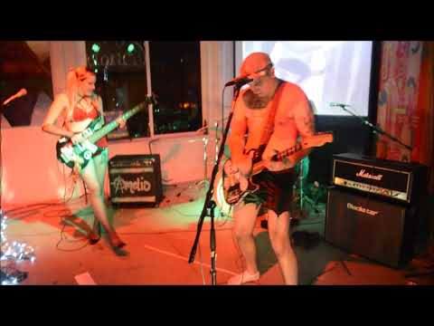 Time Out Timmy "Jah Boi Blues" live at The Loading Dock 12/15/17