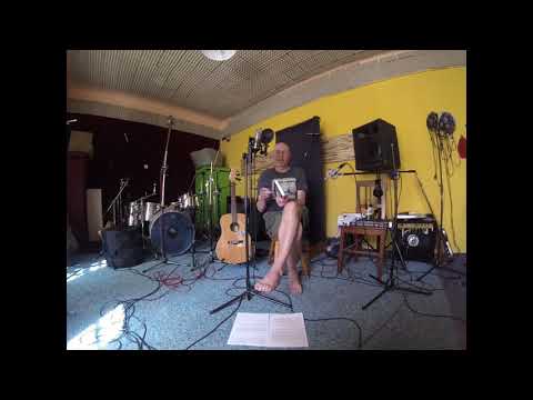 Darrell Standing - reincarnation - Kamil Pešťák - písničkář a spisovatel - živě ve studiu „U dědy“