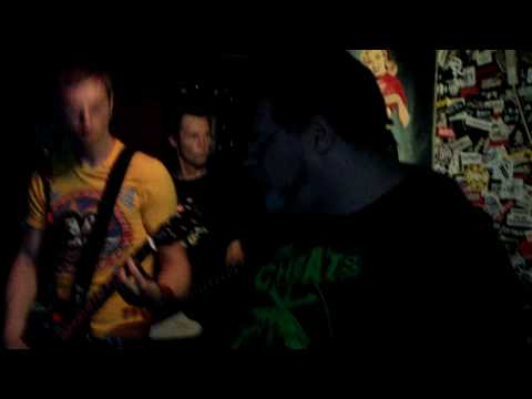 Sonic Negroes: White Trash (live @ the Doll Hut) 8