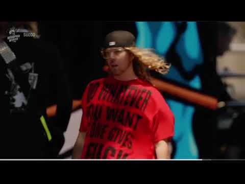 Sueco Ft Jeris Johnson- Are You Entertained (Live Warped Tour Performance) 