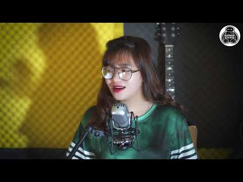 Ai là người thương em (Cover) - Hà Trang