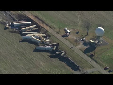 AERIALS | Train derailed in Trenton, Kentucky