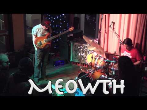 RLLRBLL   LIVE at Browns Town Lounge (free rock. post-genre)