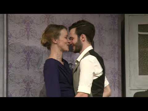 Az üvegcipő — Egyperces