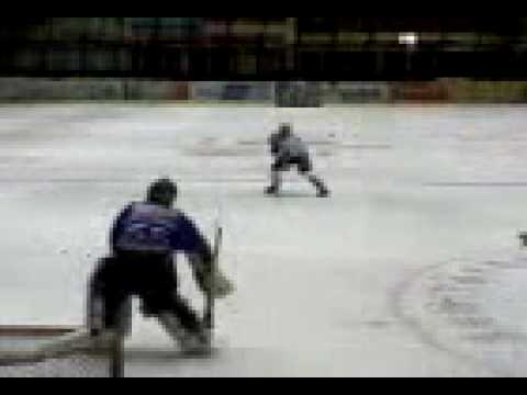 Blue Devils Weiden vs Ev Pegnitz (Penalty Waldi) 17.1.2010.3gp