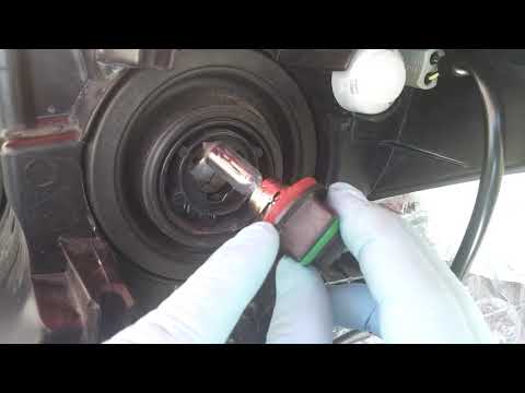 2013-2018 Mazda 3: How to Replace the Low Beam Light