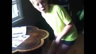 Oh my god a wood pecker