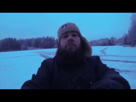 Sitä ollaan tassä viellä