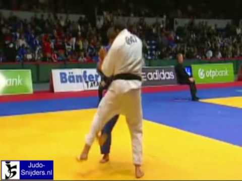 Judo 2009 Hamburg: Bor (HUN) - Nafwa (QAT) [+100kg].
