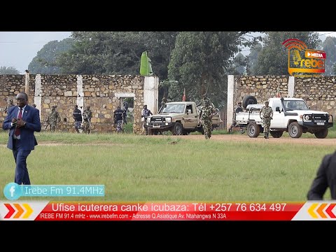 S.E Evariste Ndayishimiye arashitse mukiganiro nabenegihigu kuri Stade Royal de Muramvya