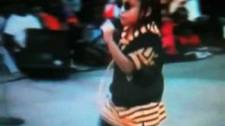 Raven Symone performing in 1993 (more clips)