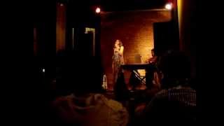 Amy &quot;Dream a little dream of me&quot;