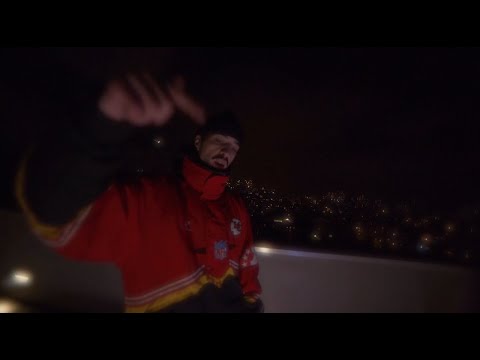 Video thumbnail for Au Secours