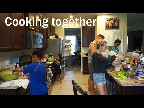 Sharing life as family by cooking dinner together: Family Time Vlog