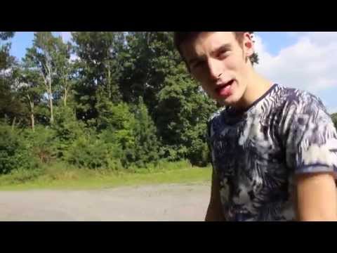 LA TRILOGIQUE (Beni Luzio, Youssef Swatt's & P-pito) - LES TOURNAISIENS [CLIP]