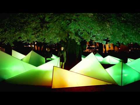 栗が落ちるたび、木が歌い出した / FRIENDS OF THE EARTH「TREE CONCERT」