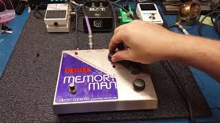Video thumbnail for Vintage 1978 Electro-Harmonix Deluxe Memory Man Blue Demo EHX by JoRo Reviews