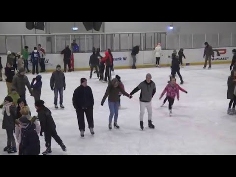 JÉGPÁLYÁK ÉJSZAKÁJA