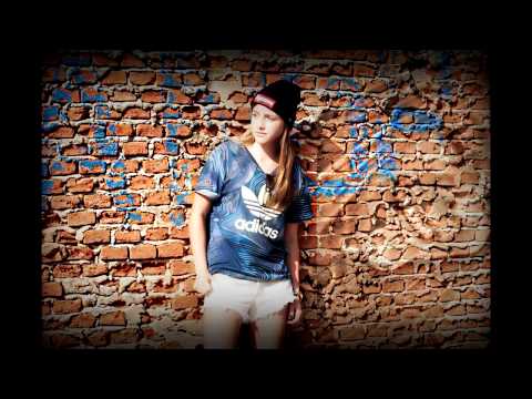 Giulia Macedo- Sua Falta