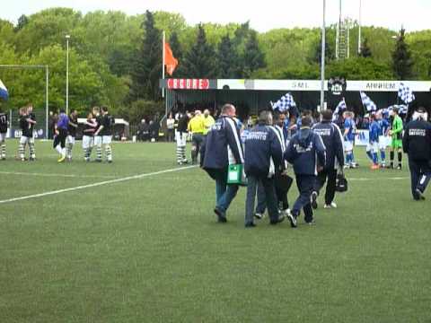 Woezik 1 Kampioenswedstrijd bij SML Arnhem
