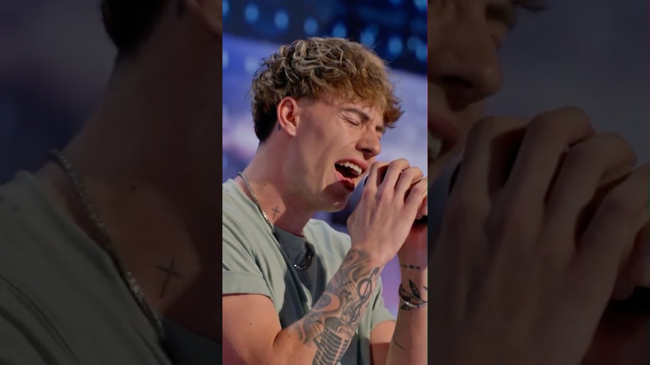 Mackenzie Sol gets a GOLDEN BUZZER! thumbnail