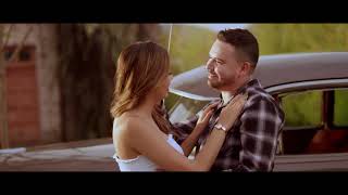 Yo Me Acoplo Lyrics English Translation