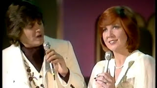 Cilla Black & Phil Everly - Let It Be Me . -  "Good Quality"