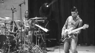 Cancion Avivanos 2008 Marco Barrientos