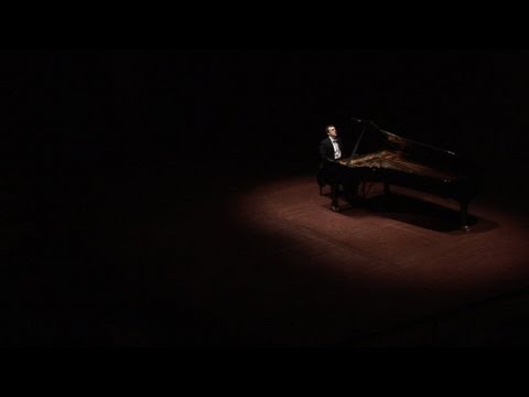Astor Piazolla - Milonga del Angel - Alex Alguacil, piano LIVE