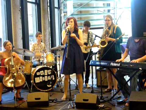 LOU HICKEY  Minutes,Hours,Days "    @ Apple Store GLASGOW 14 July 2011
