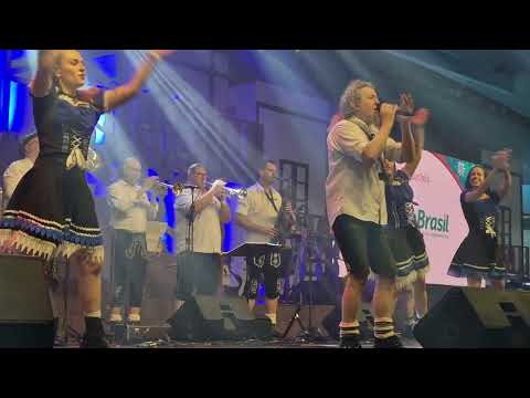 Oktoberfest Blumenau 2025, Rádio Mais Mega com Os Montanari