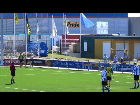 Huizen B2 - Graveland 's B1. 17-5-2014. 3-2