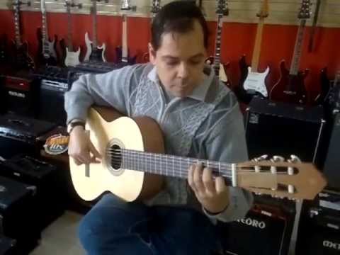 Видео-обзор товара Гитара классическая Yamaha C40M