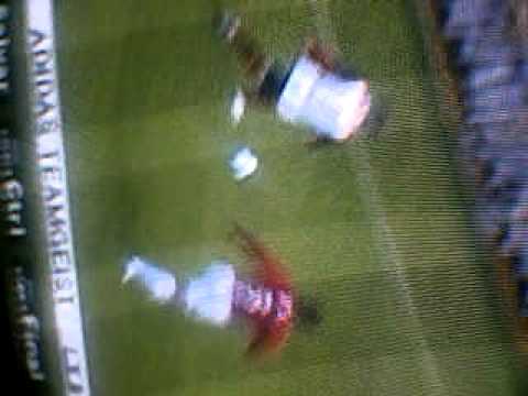 Bruno mineiro surrado o lorran no game ate o devid faz gol nele