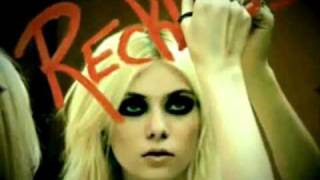 The Pretty Reckless - Everybody Wants Something From Me.
