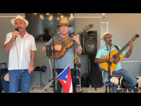 Programa#65 de Irvin Santiago con Trovadores Invitados desde el Barrio Pezuela de Lares. 