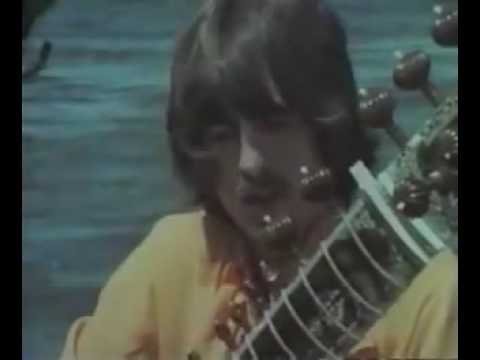 George Harrison - sitar lesson with Ravi Shankar