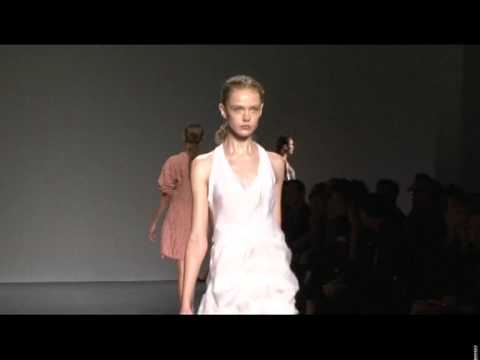 New York : Calvin Klein fashion show- Women's Ready to Wear Spring/Summer 2010