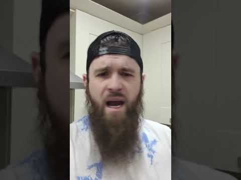 White Man Gora tries Pakistani Moslem Ramadan drink, Rooh Afzar, shocking what happens next😃🤣😆