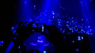 closer - mix by Andy Moor - susana sing on armin only 10 06 2011 bratislava.avi