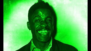 Sonny Boy Williamson I - She Don't Love Me That Way (1942)