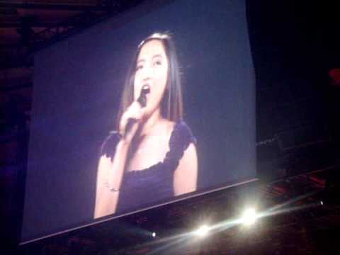 Because You Loved Me Charice and Celine Duet 9-15-08 MSG with audience Standing Ovation