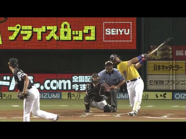 ライオンズ・メヒアの天井直撃超特大ファウル