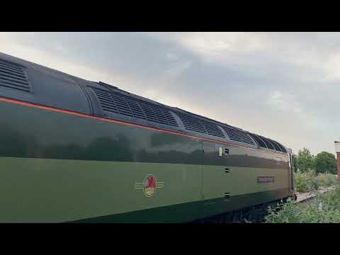 47810 & 47501 leaving Chippenham for slough with a saphos trains tour